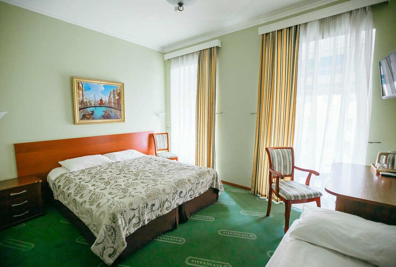 Гостиница Питерская Санкт-Петербург