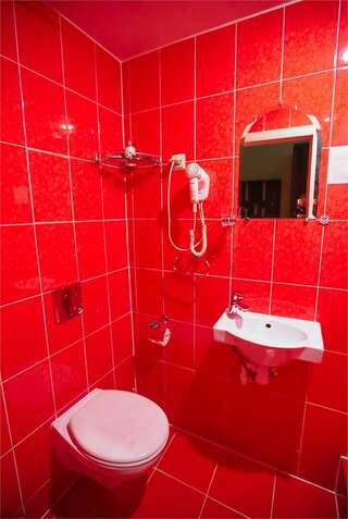 Гостиница Питерская Санкт-Петербург Семейный трехместный номер-4