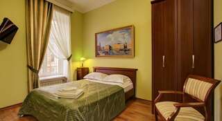 Гостиница Питерская  Санкт-Петербург Стандартный двухместный номер с 1 кроватью или 2 отдельными кроватями-7